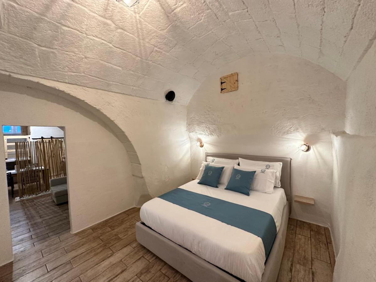 Dara Casa Vacanza & Relax Suite Monopoli Bagian luar foto